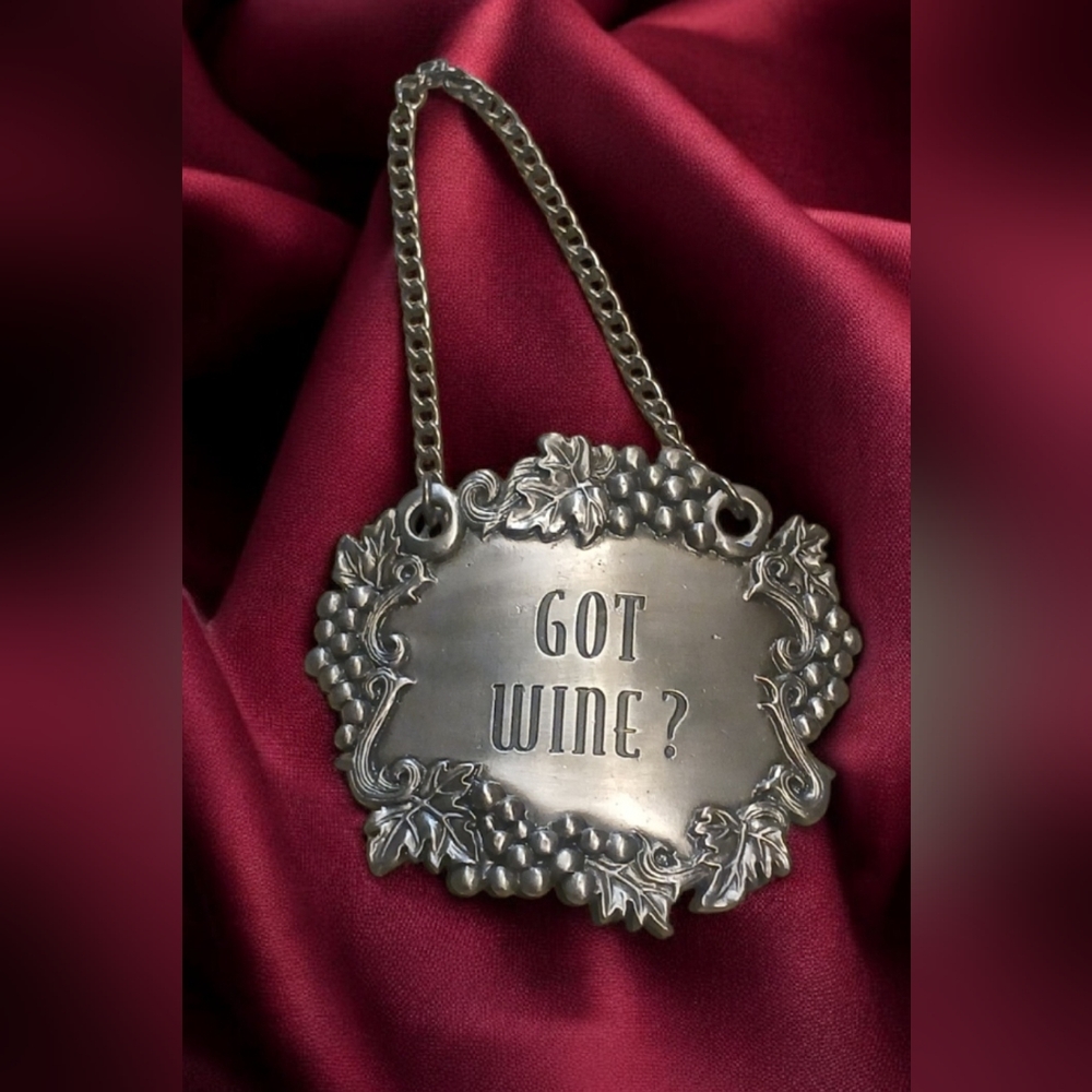 🌷Silver Wine Tag | Wall Decor | Wall Hanging